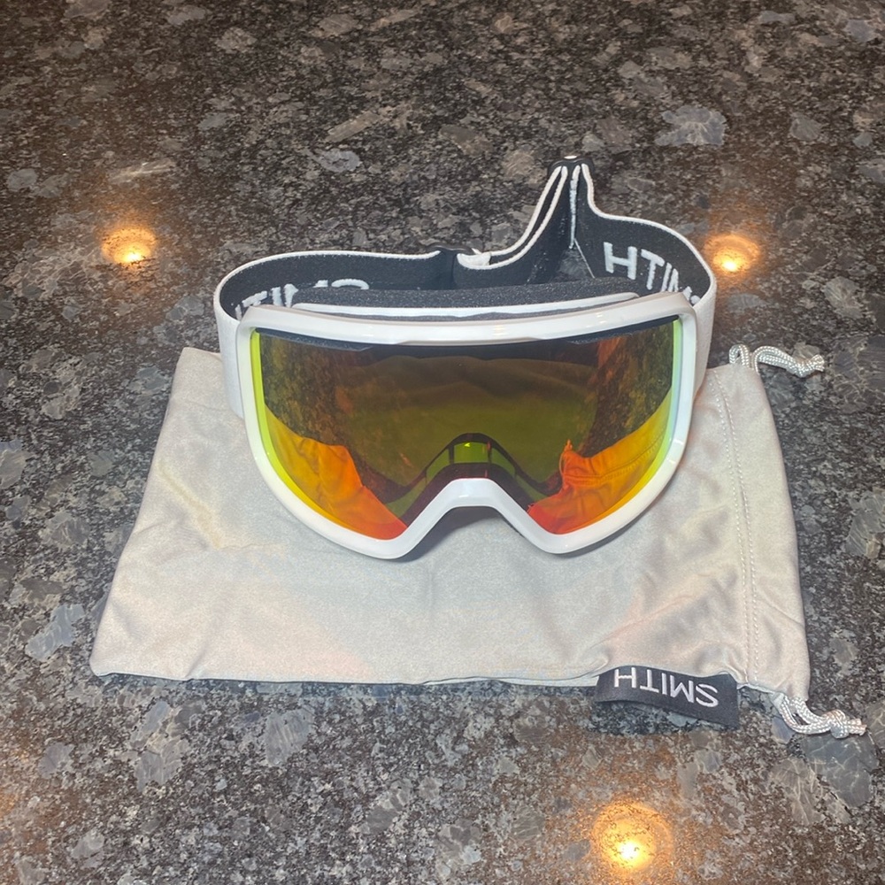 Smith Frontier White Red Sol-X Mirror Snow Goggles Medium/S3 Anti-Fog